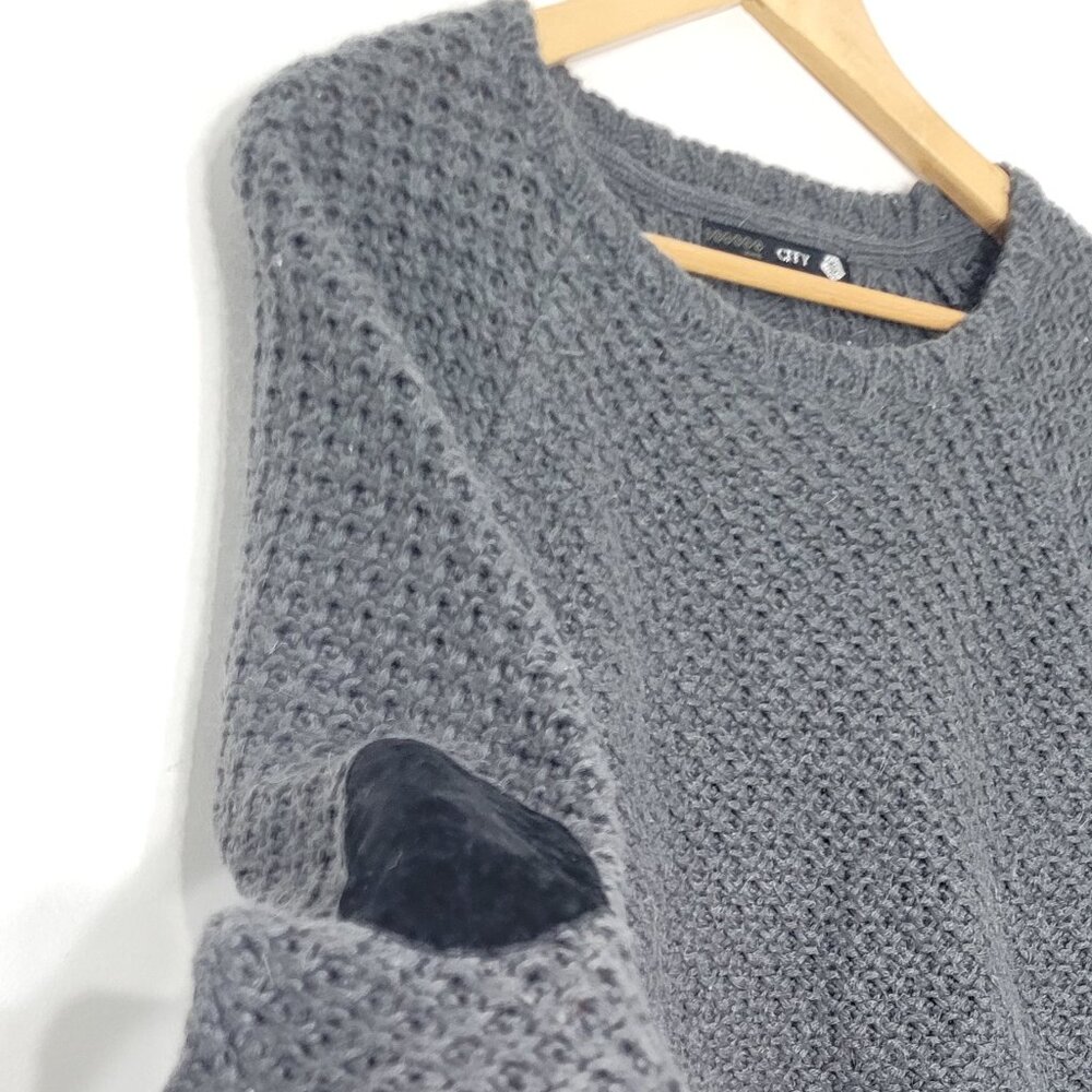Bonobo City Women's Gray Black Drop Shoulder Elbow Patch Pullover Sweater Size S - Picture 3 of 12